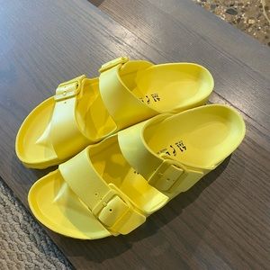 New without tags yellow Birkenstock eva sandals